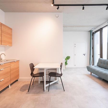 Opera Apartments In The Center Of アントウェルペン エクステリア 写真