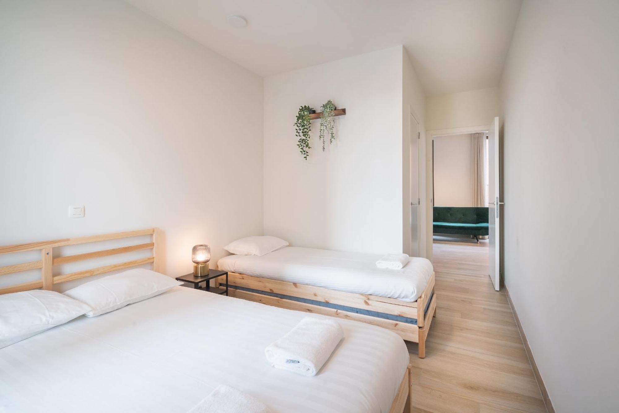 Opera Apartments In The Center Of アントウェルペン エクステリア 写真