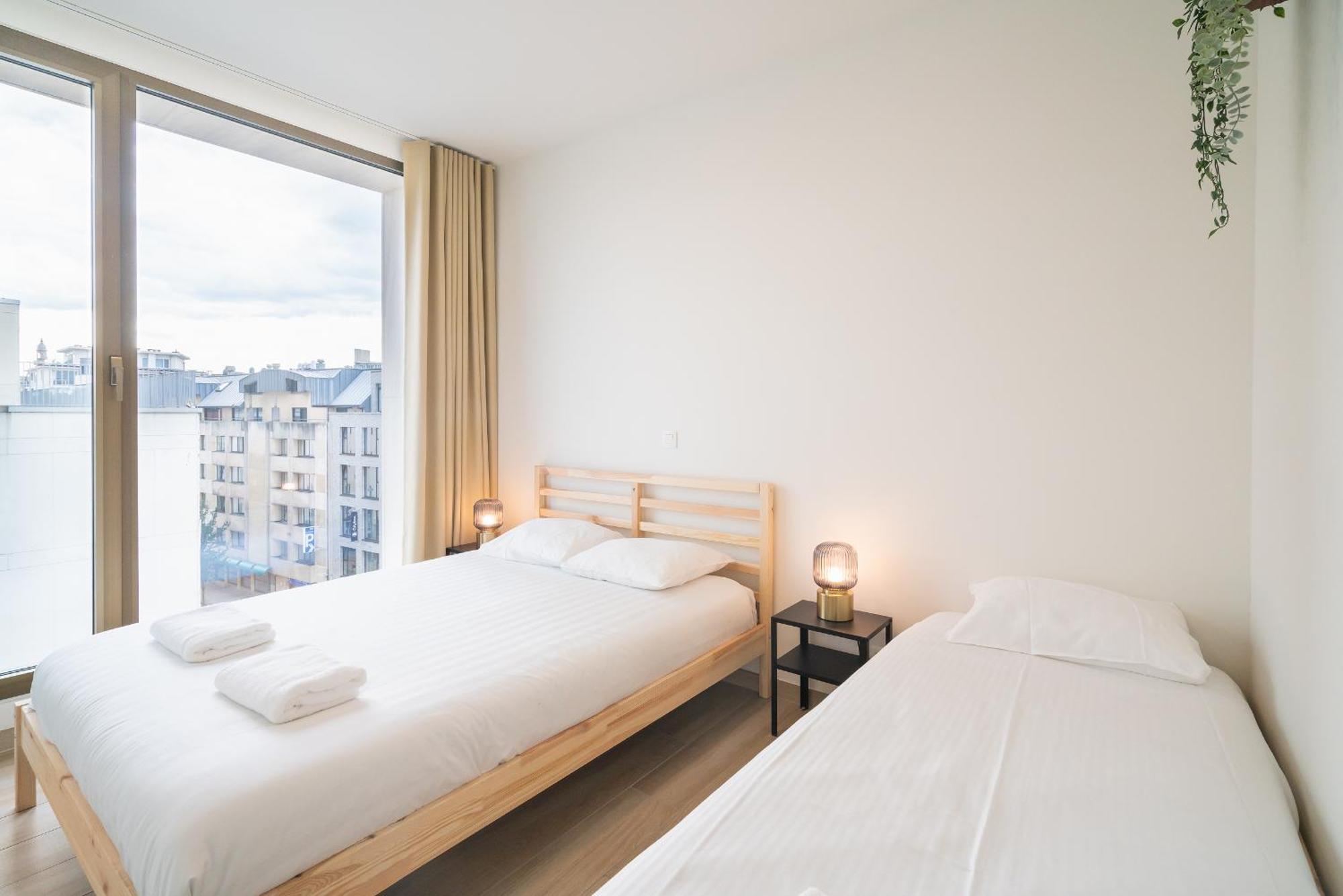 Opera Apartments In The Center Of アントウェルペン エクステリア 写真