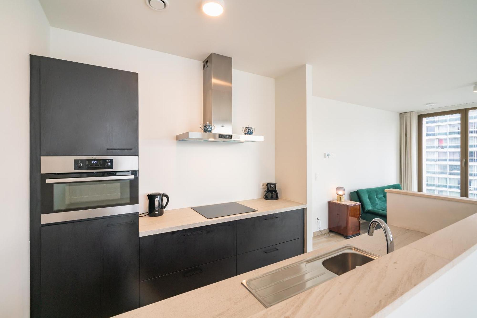 Opera Apartments In The Center Of アントウェルペン エクステリア 写真