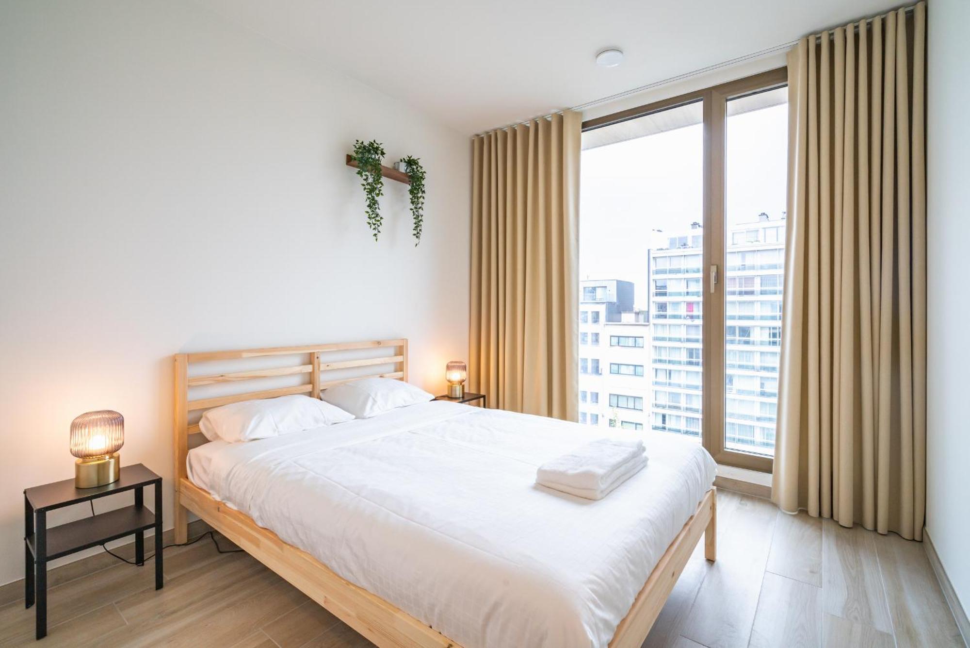 Opera Apartments In The Center Of アントウェルペン エクステリア 写真
