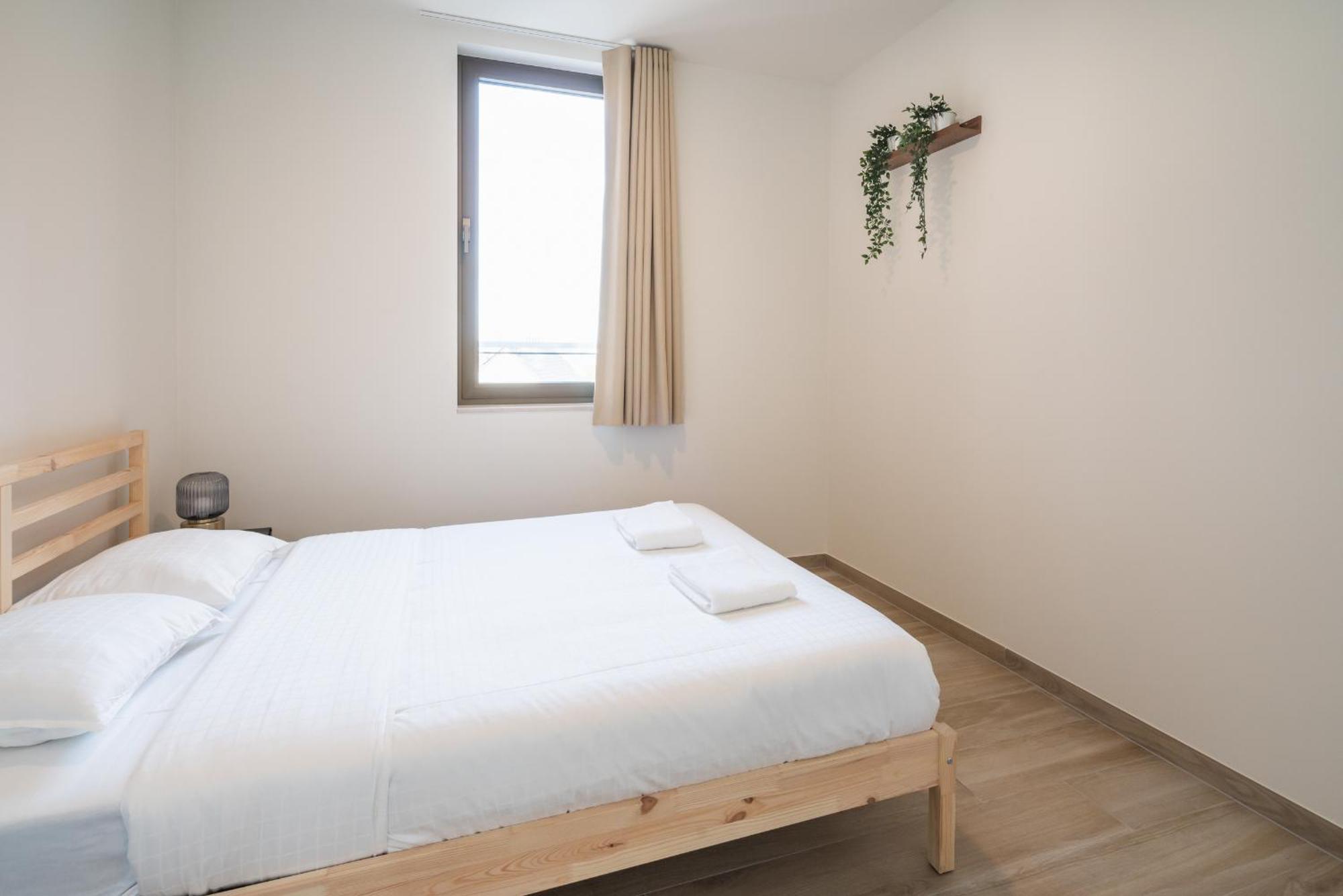 Opera Apartments In The Center Of アントウェルペン エクステリア 写真