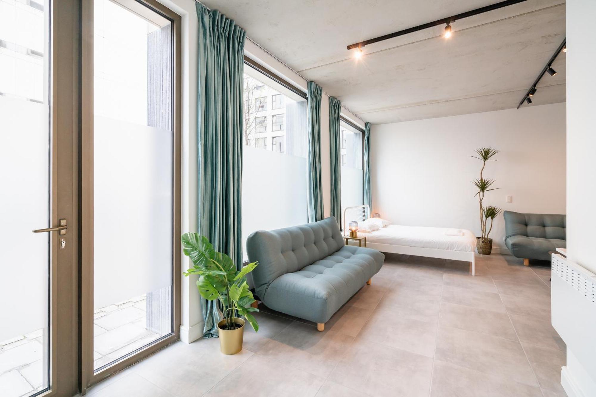 Opera Apartments In The Center Of アントウェルペン エクステリア 写真